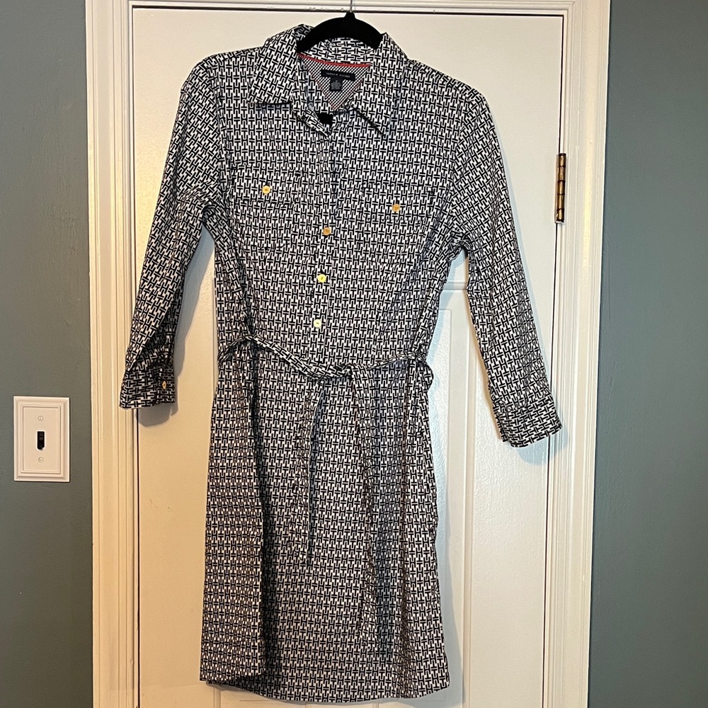 Tommy Hilfiger Black and White Patterned Long Sleeve Shirt Dress